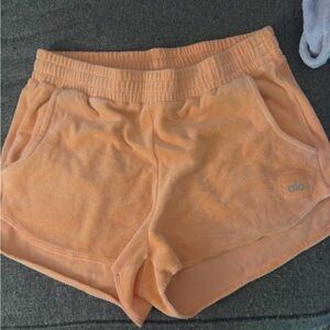 ALO Yoga Women's Orange Athletic Shorts